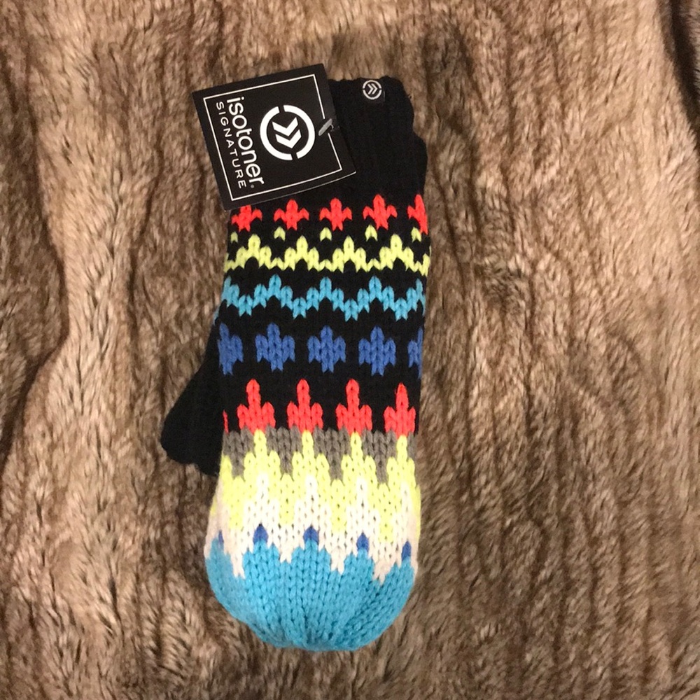 isotoner mittens